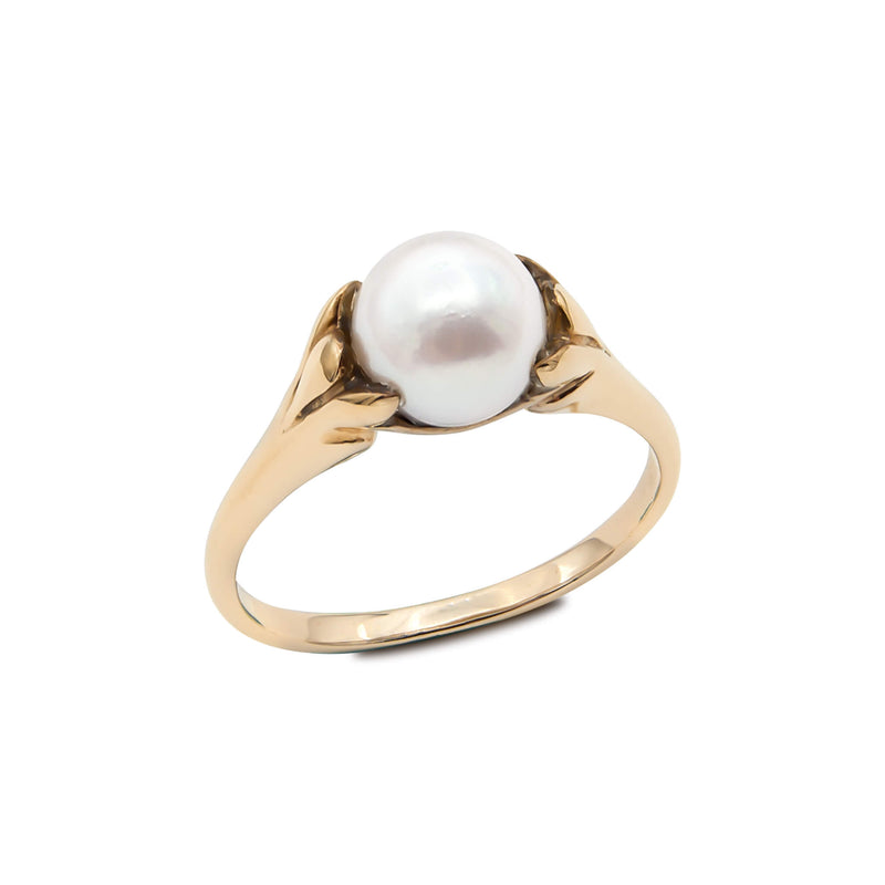 Vintage 10 Karat Yellow Gold Akoya Pearl Ring