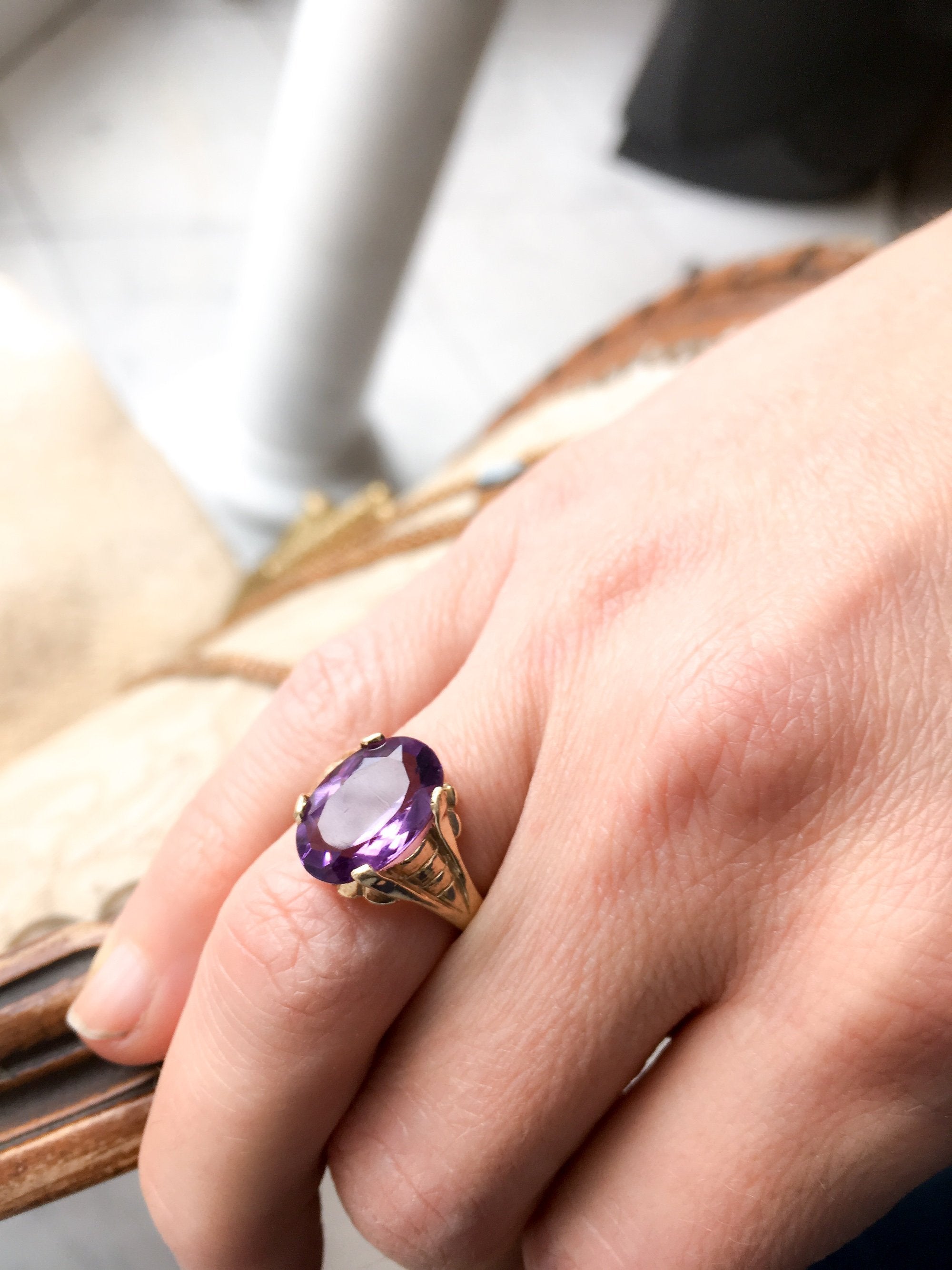 Oval – Aurum Amethyst Ring Jewelers