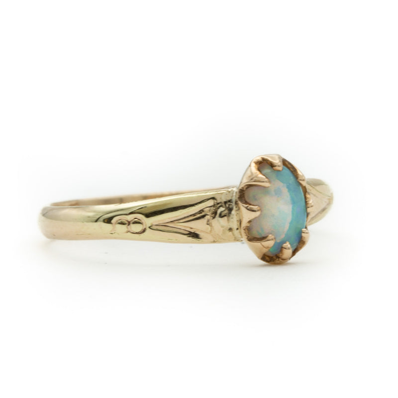 Antique Yellow Gold Opal Ring